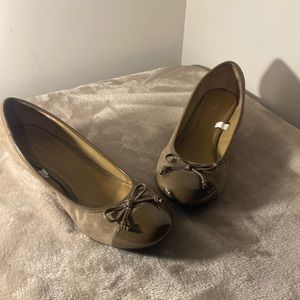 Merona "Minda"  Faux Suede and Patent Leather Flat - Size 10
